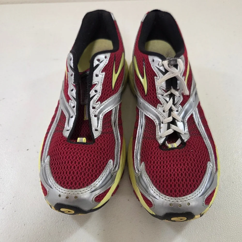 Brooks Launch Running Shoes Mens Sz 10.5 Red Silver Yellow Mesh Low Top Sneakers